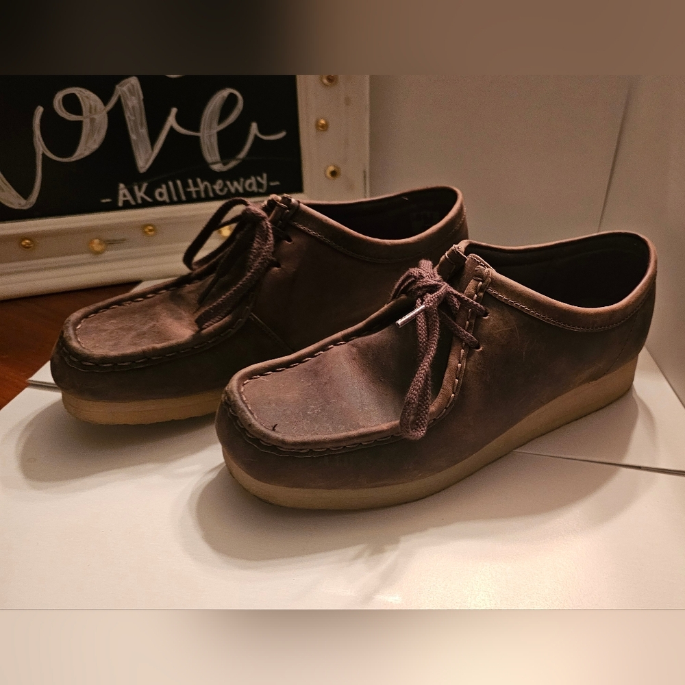 CLARKS Wallabee